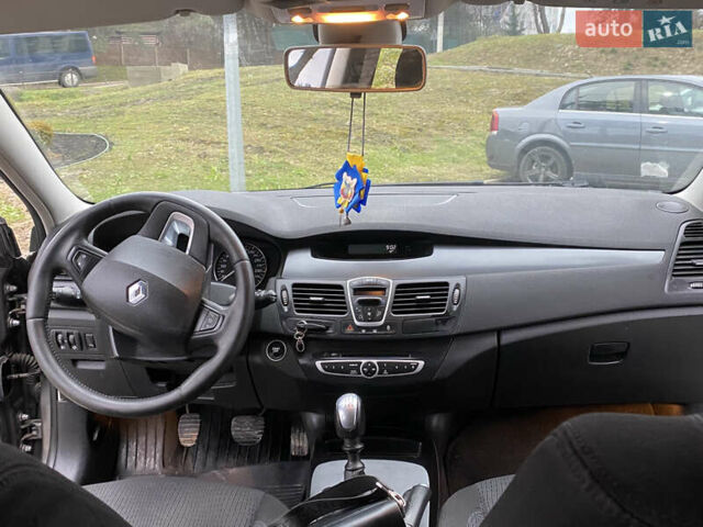 Сірий Рено Лагуна, об'ємом двигуна 2 л та пробігом 388 тис. км за 5300 $, фото 10 на Automoto.ua