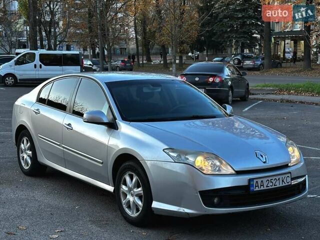 Серый Рено Лагуна, объемом двигателя 2 л и пробегом 314 тыс. км за 5350 $, фото 3 на Automoto.ua