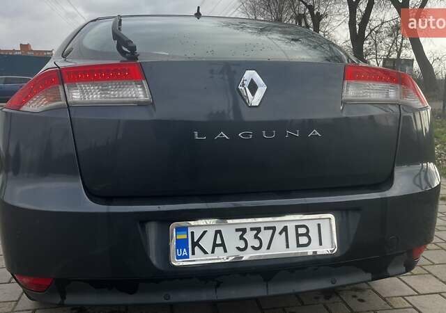 Серый Рено Лагуна, объемом двигателя 2 л и пробегом 271 тыс. км за 5700 $, фото 13 на Automoto.ua