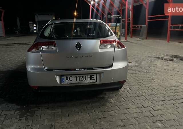 Сірий Рено Лагуна, об'ємом двигуна 2 л та пробігом 360 тис. км за 6200 $, фото 3 на Automoto.ua