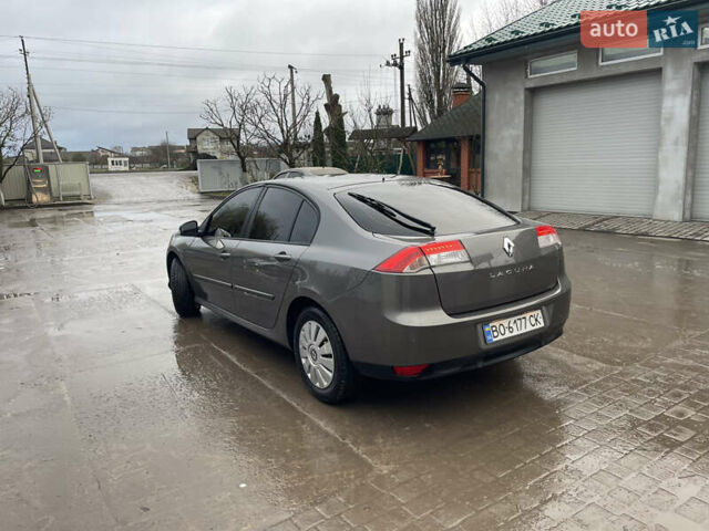 Сірий Рено Лагуна, об'ємом двигуна 1.46 л та пробігом 246 тис. км за 4777 $, фото 5 на Automoto.ua