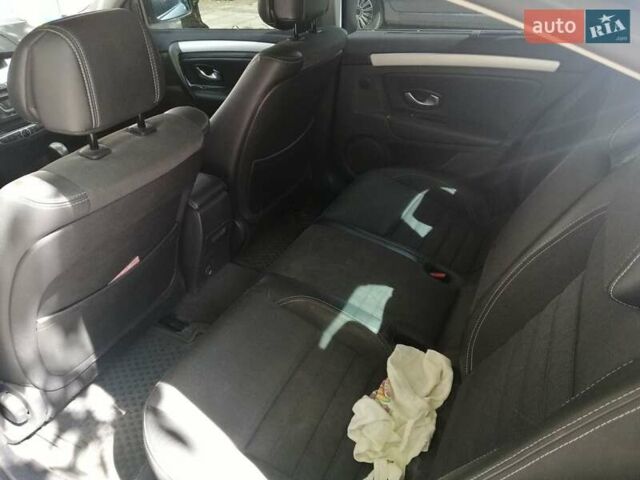 Серый Рено Лагуна, объемом двигателя 2 л и пробегом 183 тыс. км за 5500 $, фото 4 на Automoto.ua