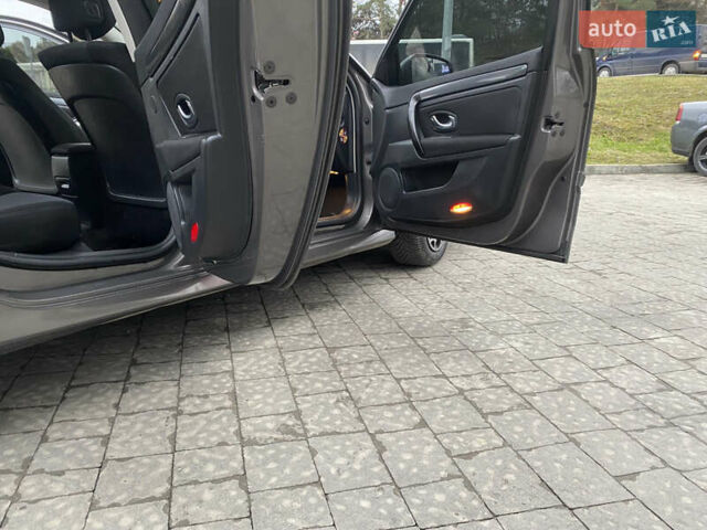 Сірий Рено Лагуна, об'ємом двигуна 2 л та пробігом 388 тис. км за 5300 $, фото 16 на Automoto.ua