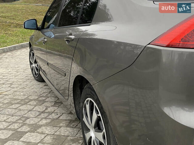 Сірий Рено Лагуна, об'ємом двигуна 2 л та пробігом 388 тис. км за 5300 $, фото 8 на Automoto.ua