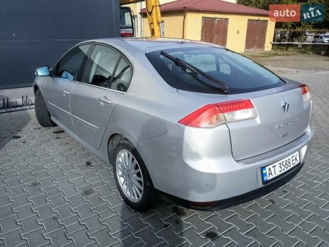 Серый Рено Лагуна, объемом двигателя 2 л и пробегом 244 тыс. км за 6100 $, фото 3 на Automoto.ua