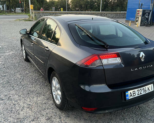 Серый Рено Лагуна, объемом двигателя 1.5 л и пробегом 256 тыс. км за 6000 $, фото 9 на Automoto.ua