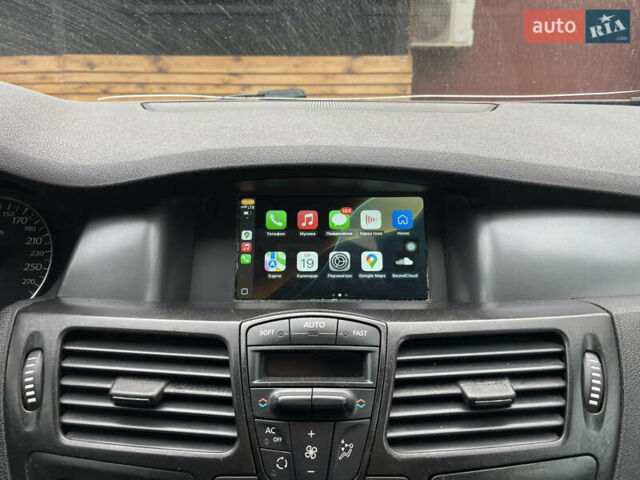 Серый Рено Лагуна, объемом двигателя 1.5 л и пробегом 370 тыс. км за 6000 $, фото 10 на Automoto.ua