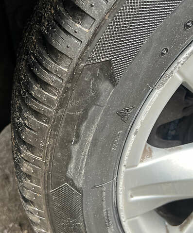 Серый Рено Лагуна, объемом двигателя 1.5 л и пробегом 256 тыс. км за 6000 $, фото 5 на Automoto.ua