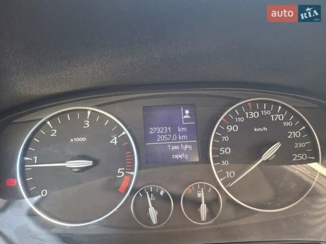 Рено Лагуна 2010 в Львове на Automoto.ua Серый Рено Лагуна, объемом двигателя 1.46 л и пробегом 273 тыс. км за 5300 $, фото 5 на Automoto.ua