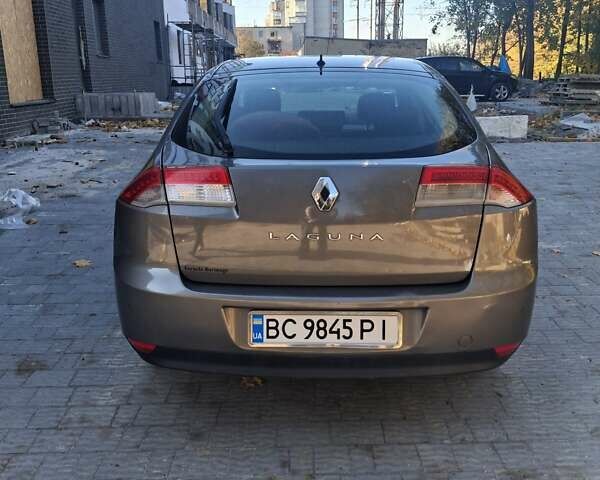 Рено Лагуна 2010 в Львове на Automoto.ua Серый Рено Лагуна, объемом двигателя 1.46 л и пробегом 273 тыс. км за 5300 $, фото 3 на Automoto.ua