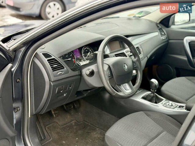 Серый Рено Лагуна, объемом двигателя 1.5 л и пробегом 184 тыс. км за 7150 $, фото 8 на Automoto.ua