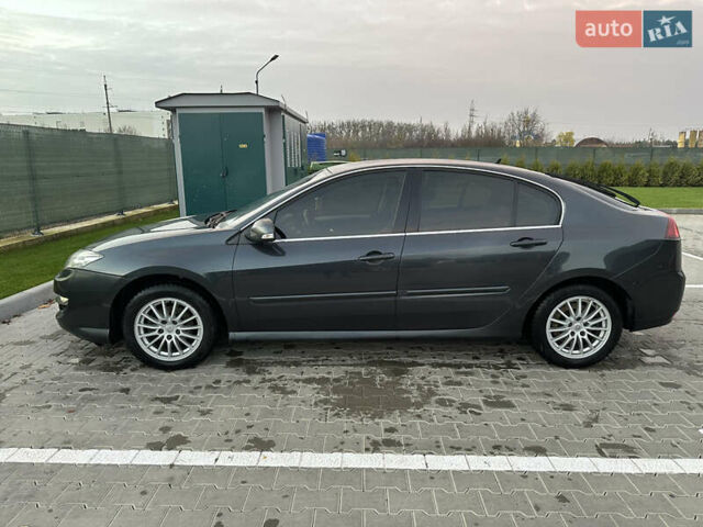 Серый Рено Лагуна, объемом двигателя 1.5 л и пробегом 241 тыс. км за 7100 $, фото 1 на Automoto.ua