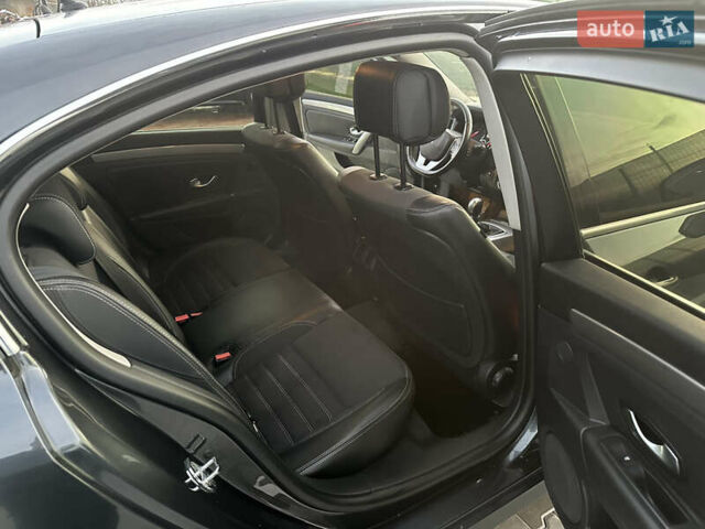 Серый Рено Лагуна, объемом двигателя 1.5 л и пробегом 241 тыс. км за 7100 $, фото 21 на Automoto.ua