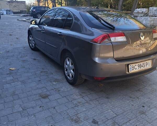 Рено Лагуна 2010 в Львове на Automoto.ua Серый Рено Лагуна, объемом двигателя 1.46 л и пробегом 273 тыс. км за 5300 $, фото 11 на Automoto.ua