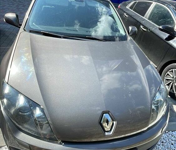 Серый Рено Лагуна, объемом двигателя 1.5 л и пробегом 232 тыс. км за 6400 $, фото 2 на Automoto.ua