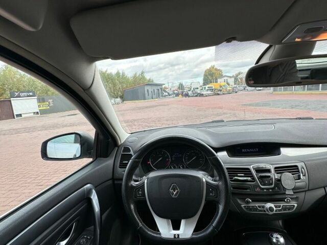 Рено Лагуна 2010 в Вараш (Кузнецовск) на Automoto.ua Серый Рено Лагуна, объемом двигателя 2 л и пробегом 200 тыс. км за 5800 $, фото 4 на Automoto.ua