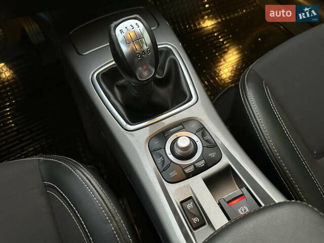 Серый Рено Лагуна, объемом двигателя 1.5 л и пробегом 241 тыс. км за 7100 $, фото 18 на Automoto.ua