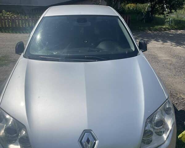 Серый Рено Лагуна, объемом двигателя 2 л и пробегом 270 тыс. км за 6150 $, фото 5 на Automoto.ua