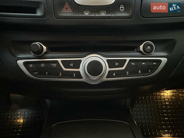 Серый Рено Лагуна, объемом двигателя 1.5 л и пробегом 241 тыс. км за 7100 $, фото 17 на Automoto.ua