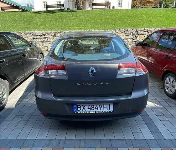Серый Рено Лагуна, объемом двигателя 1.5 л и пробегом 232 тыс. км за 6400 $, фото 4 на Automoto.ua