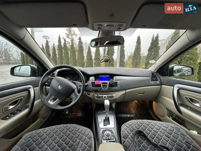 Серый Рено Лагуна, объемом двигателя 1.9 л и пробегом 230 тыс. км за 10000 $, фото 16 на Automoto.ua