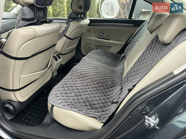 Серый Рено Лагуна, объемом двигателя 1.9 л и пробегом 230 тыс. км за 10000 $, фото 24 на Automoto.ua