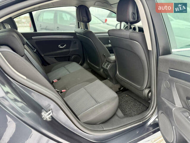 Серый Рено Лагуна, объемом двигателя 1.5 л и пробегом 184 тыс. км за 7150 $, фото 15 на Automoto.ua