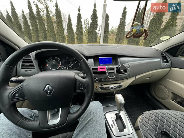 Серый Рено Лагуна, объемом двигателя 1.9 л и пробегом 230 тыс. км за 10000 $, фото 12 на Automoto.ua