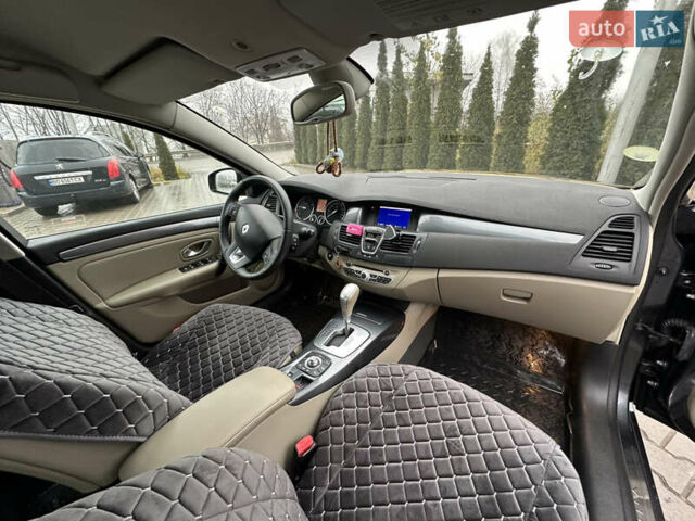 Серый Рено Лагуна, объемом двигателя 1.9 л и пробегом 230 тыс. км за 10000 $, фото 17 на Automoto.ua