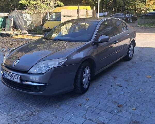 Рено Лагуна 2010 в Львове на Automoto.ua Серый Рено Лагуна, объемом двигателя 1.46 л и пробегом 273 тыс. км за 5300 $, фото 10 на Automoto.ua