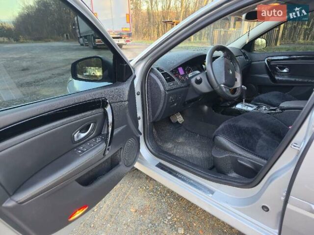 Серый Рено Лагуна, объемом двигателя 2 л и пробегом 299 тыс. км за 8000 $, фото 8 на Automoto.ua