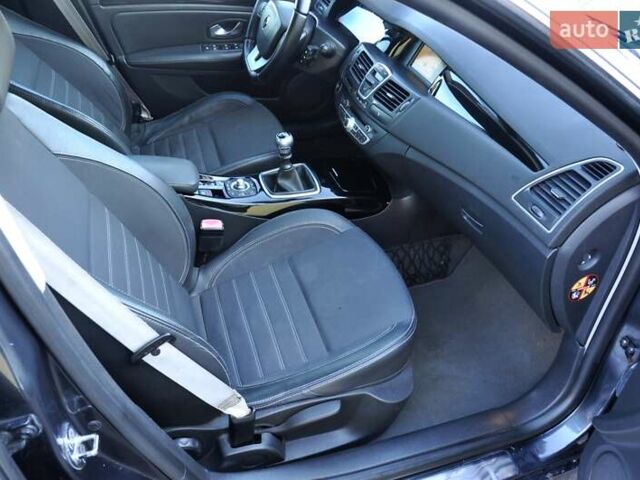 Серый Рено Лагуна, объемом двигателя 1.46 л и пробегом 290 тыс. км за 5999 $, фото 27 на Automoto.ua