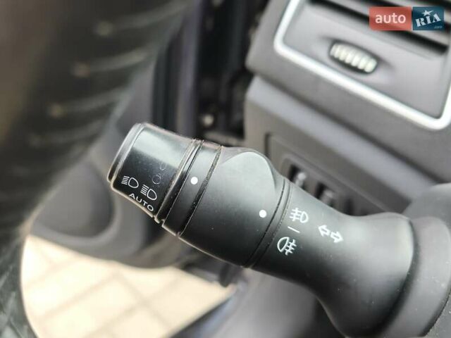 Сірий Рено Лагуна, об'ємом двигуна 1.46 л та пробігом 234 тис. км за 7500 $, фото 20 на Automoto.ua