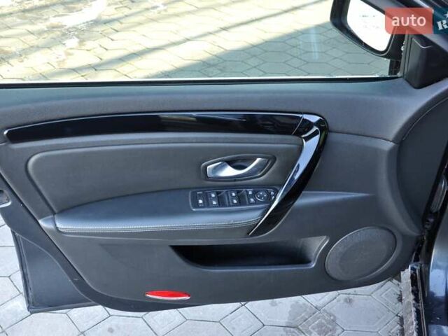 Серый Рено Лагуна, объемом двигателя 1.46 л и пробегом 290 тыс. км за 5999 $, фото 14 на Automoto.ua