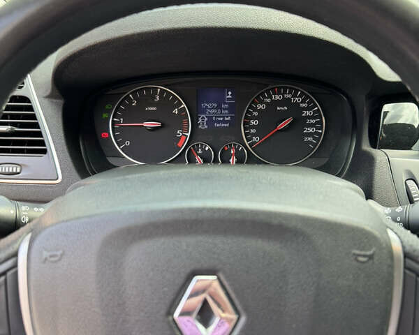 Серый Рено Лагуна, объемом двигателя 1.5 л и пробегом 185 тыс. км за 7250 $, фото 14 на Automoto.ua