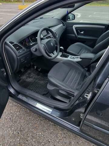 Серый Рено Лагуна, объемом двигателя 1.5 л и пробегом 272 тыс. км за 6800 $, фото 12 на Automoto.ua