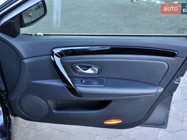 Серый Рено Лагуна, объемом двигателя 1.46 л и пробегом 290 тыс. км за 5999 $, фото 26 на Automoto.ua