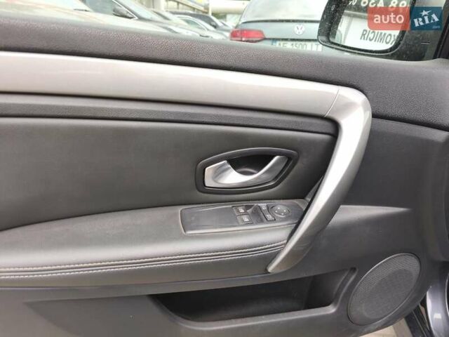 Сірий Рено Лагуна, об'ємом двигуна 1.46 л та пробігом 234 тис. км за 7500 $, фото 9 на Automoto.ua