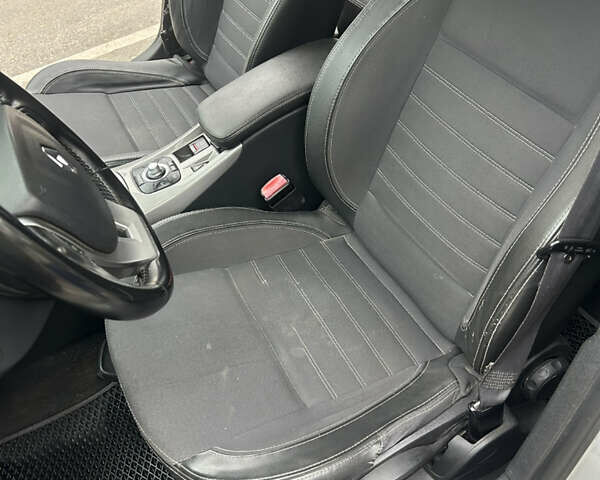 Серый Рено Лагуна, объемом двигателя 1.5 л и пробегом 327 тыс. км за 7000 $, фото 19 на Automoto.ua