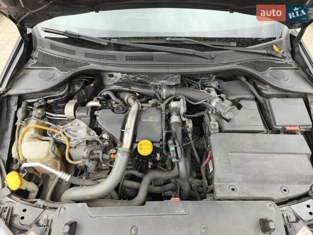 Сірий Рено Лагуна, об'ємом двигуна 1.46 л та пробігом 234 тис. км за 7500 $, фото 24 на Automoto.ua