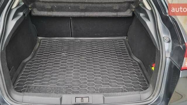 Серый Рено Лагуна, объемом двигателя 1.5 л и пробегом 272 тыс. км за 6800 $, фото 6 на Automoto.ua