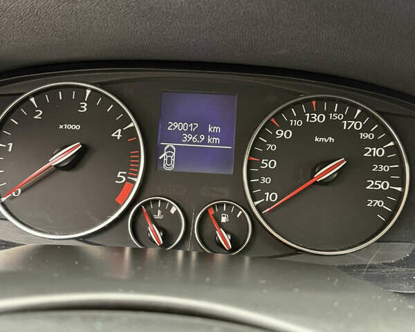 Серый Рено Лагуна, объемом двигателя 1.46 л и пробегом 290 тыс. км за 6500 $, фото 16 на Automoto.ua