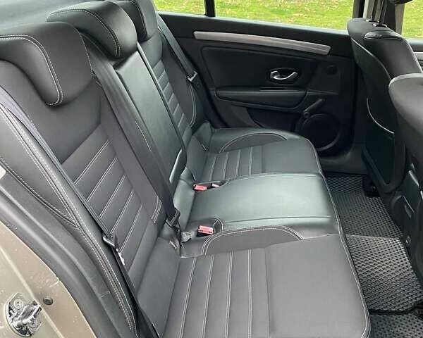 Сірий Рено Лагуна, об'ємом двигуна 1.46 л та пробігом 224 тис. км за 6800 $, фото 12 на Automoto.ua