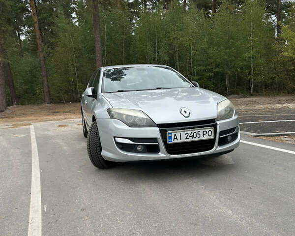 Серый Рено Лагуна, объемом двигателя 1.5 л и пробегом 327 тыс. км за 7000 $, фото 1 на Automoto.ua