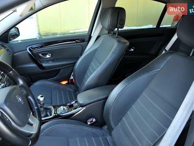 Серый Рено Лагуна, объемом двигателя 1.46 л и пробегом 290 тыс. км за 5999 $, фото 18 на Automoto.ua