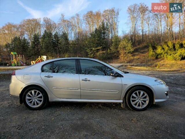 Серый Рено Лагуна, объемом двигателя 2 л и пробегом 299 тыс. км за 8000 $, фото 1 на Automoto.ua