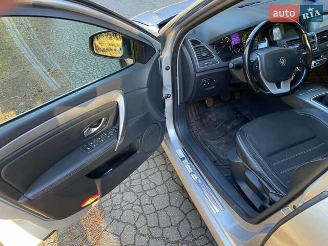 Серый Рено Лагуна, объемом двигателя 1.46 л и пробегом 205 тыс. км за 7500 $, фото 1 на Automoto.ua