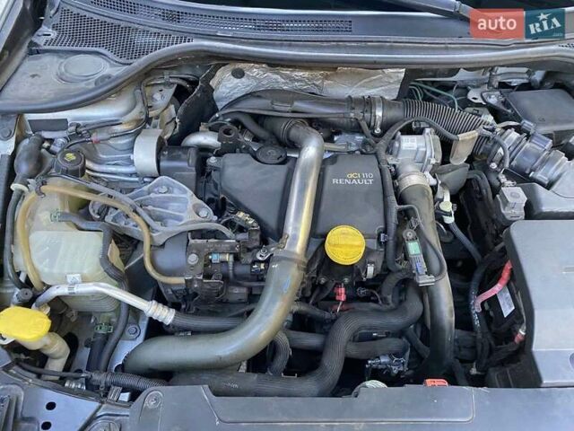 Серый Рено Лагуна, объемом двигателя 1.46 л и пробегом 205 тыс. км за 7500 $, фото 9 на Automoto.ua