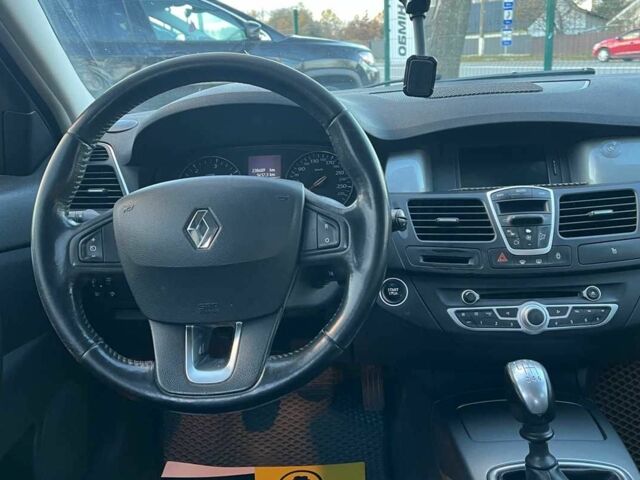 Рено Лагуна 2012 в Коломые на Automoto.ua Серый Рено Лагуна, объемом двигателя 1.5 л и пробегом 238 тыс. км за 7800 $, фото 9 на Automoto.ua