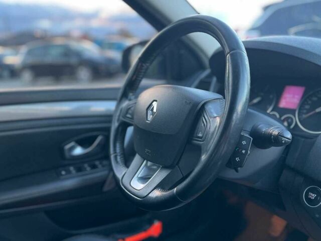 Рено Лагуна 2012 в Коломые на Automoto.ua Серый Рено Лагуна, объемом двигателя 1.5 л и пробегом 238 тыс. км за 7800 $, фото 15 на Automoto.ua